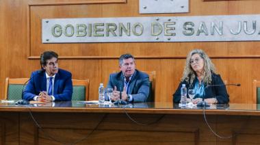 Orrego lanzó el innovador programa "Cuentas Claras", para llevar la educación financiera a las aulas de San Juan
