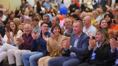 En una celebración colmada de emoción y alegría, la Ciudad eligió a la nueva Reina del Adulto Mayor