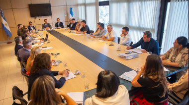 Diputados recibieron a representantes de OSSE en una reunión de comisión