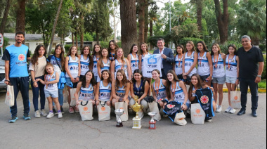 Orrego recibió a los "embajadores deportivos" sanjuaninos tras sus triunfos nacionales y mundiales