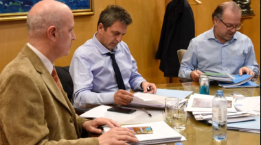 El Gobierno recortó el gasto público en agosto pero en lo que va del año acumula más de 1 billón de pesos de déficit