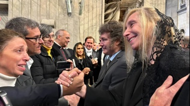 Milei y su hermana comulgaron durante la misa de canonización de María Antonia de San José