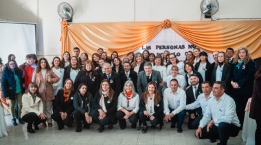 La ministra de Educación recorrió escuelas del departamento 25 de Mayo