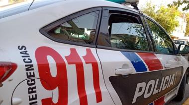 Arrestaron a un hombre por golpear a su cuñada en plena vía pública