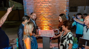 Rivadavia celebró la restauración de la emblemática Chimenea del Callejón Gómez