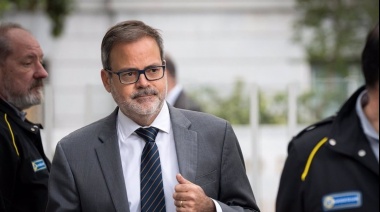 El Gobierno echó al embajador en España y al cónsul en Nueva York
