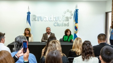 Rivadavia entrega certificados de capacitación en actividad física y formación deportiva