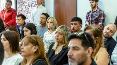 Rivadavia entrega certificados de capacitación en actividad física y formación deportiva