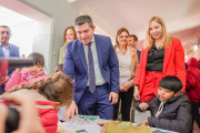 Orrego recorrió un nuevo operativo San Juan Cerca en Pocito