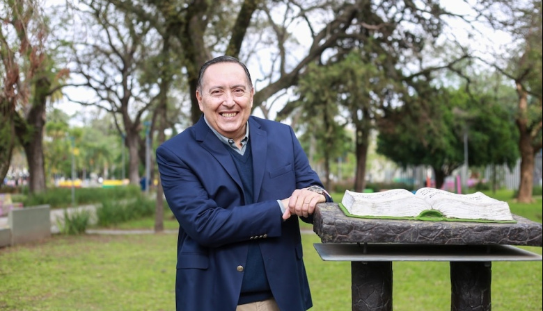 El pastor de Chaco ahora dice que son 9500 dólares, y no 100 mil, los del “milagro” en la caja de seguridad