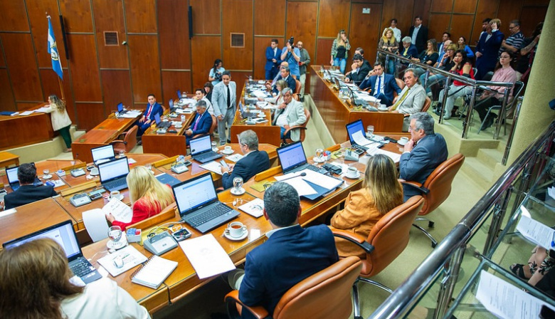 Aprobaron un convenio para implementar acciones que fortalezcan el sector emprendedor