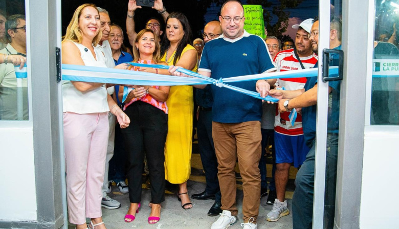 Rivadavia suma innovación al transporte público con una parada de colectivos de última generación