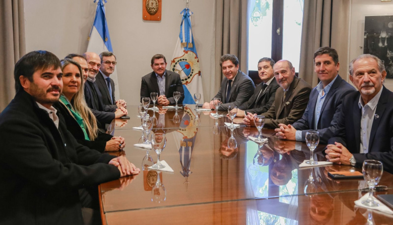 Orrego recibió al presidente de la UIA