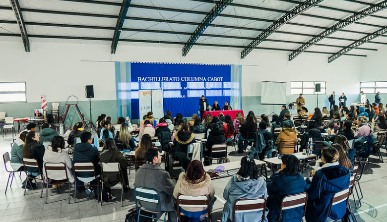 La Cámara de Diputados acompaña una capacitación docente en Iglesia