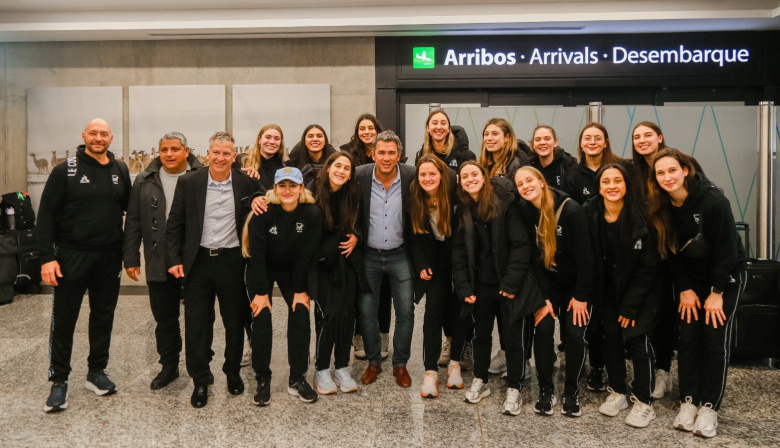 Las Panteras ya están en San Juan para disputar el Triangular Internacional de Vóley