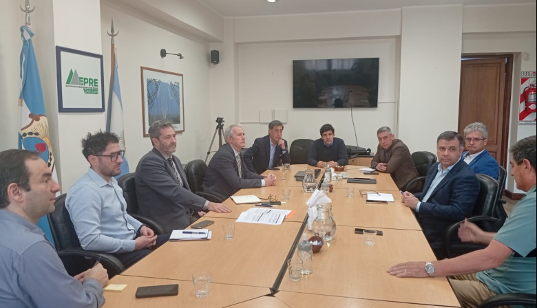 El E.P.R.E. Y el comité de crisis coordinan acciones para garantizar disponibilidad operativa inmediata de las distribuidoras eléctricas