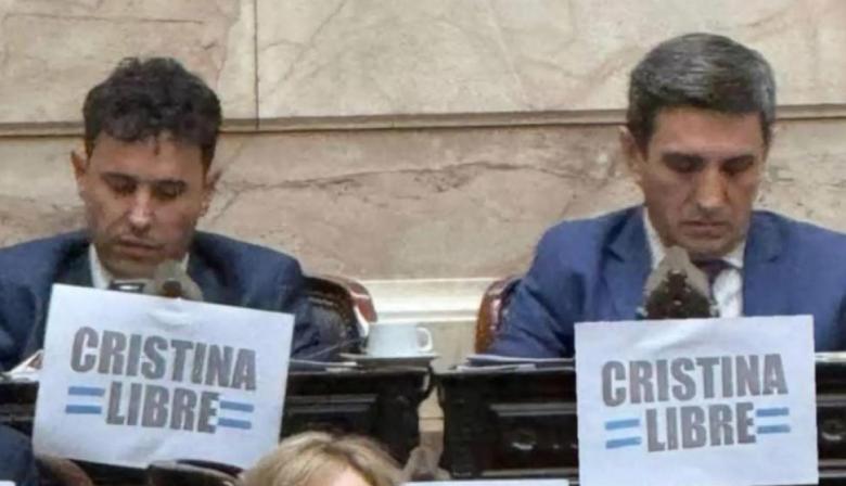 El papelón republicano: la imagen de una política de espalda al pueblo