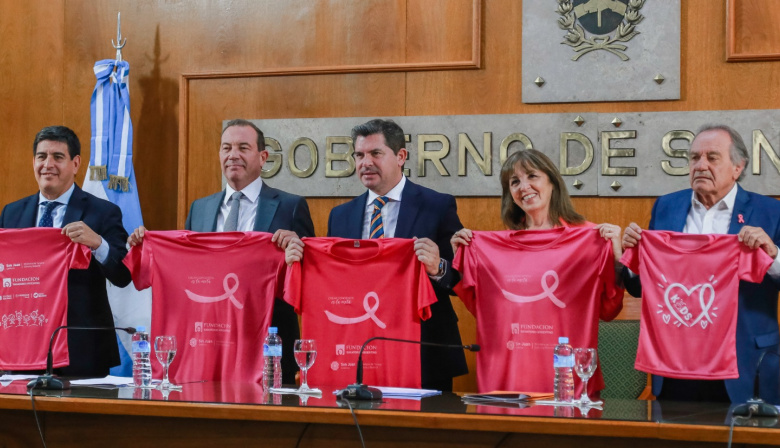 Orrego encabezó el lanzamiento de la maratón para prevenir el cáncer de mama