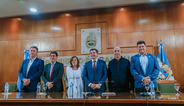 El gobernador Orrego presentó el IRONMAN 2026