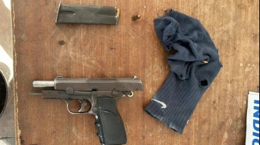 El arma que le encontraron al individuo detenido en el acto que encabezó Milei en San Juan