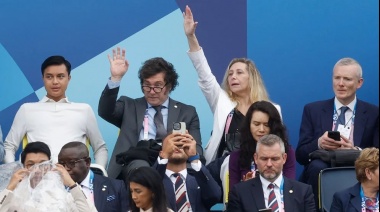 Tras su encuentro con Macron, Milei asiste a la ceremonia de apertura de los Juegos Olímpicos a orillas del Sena