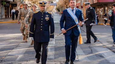 San Juan conmemoró el 209° aniversario de la Independencia con un emotivo acto encabezado por el gobernador Orrego