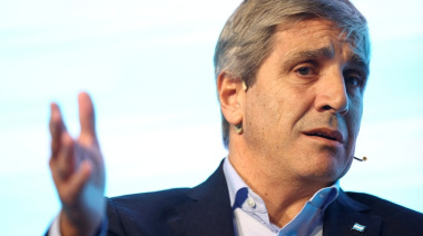 Caputo descartó que el nuevo esquema cambiario acelere la inflación y anticipó cómo comprará reservas