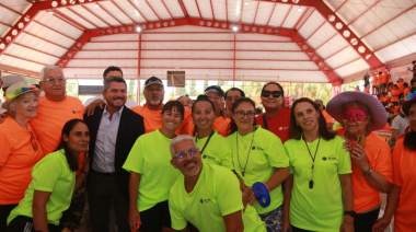 Orrego visitó una colonia de verano en Rawson y destacó el valor social del programa