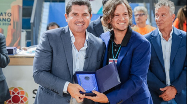 El gobernador Marcelo Orrego participó de la apertura del Panamericano de Futsal de Sordos