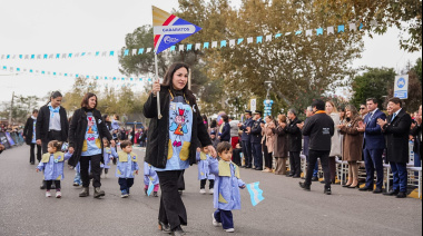 Santa Lucía celebró el 25 de Mayo con el tradicional desfile de los jardines municipales