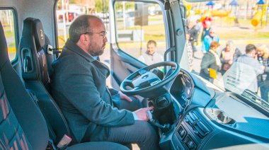 Miodowsky presentó dos nuevas movilidades para fortalecer los servicios en Rivadavia