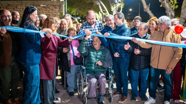 Rivadavia inauguró nuevas veredas e iluminación LED en La Bebida