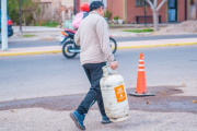 Vecinos de Albardón, Iglesia, 25 de Mayo, Ullum y Valle Fértil reciben la Garrafa Hogar
