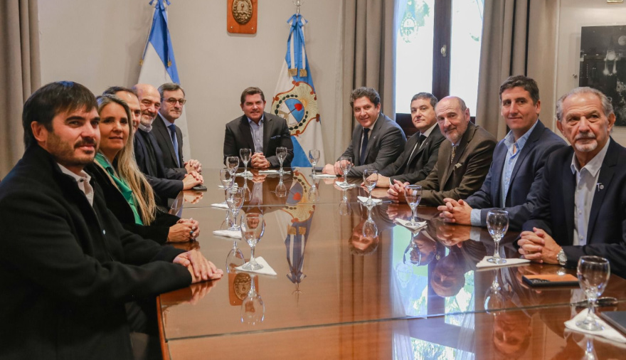 Orrego recibió al presidente de la UIA
