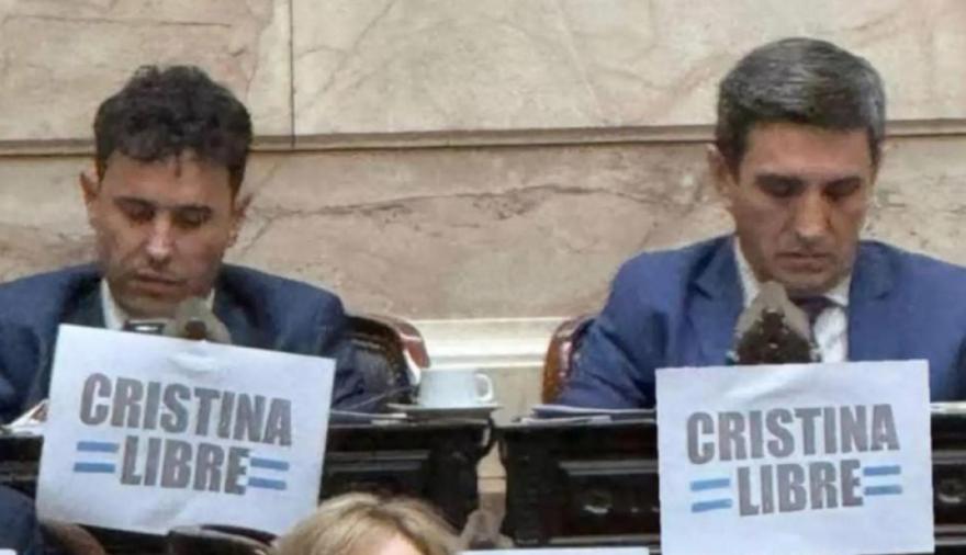 El papelón republicano: la imagen de una política de espalda al pueblo